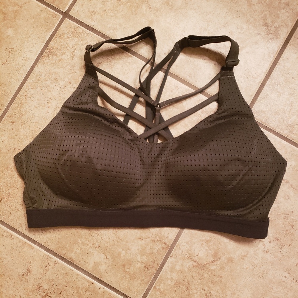 Victoria sport lightweight bra